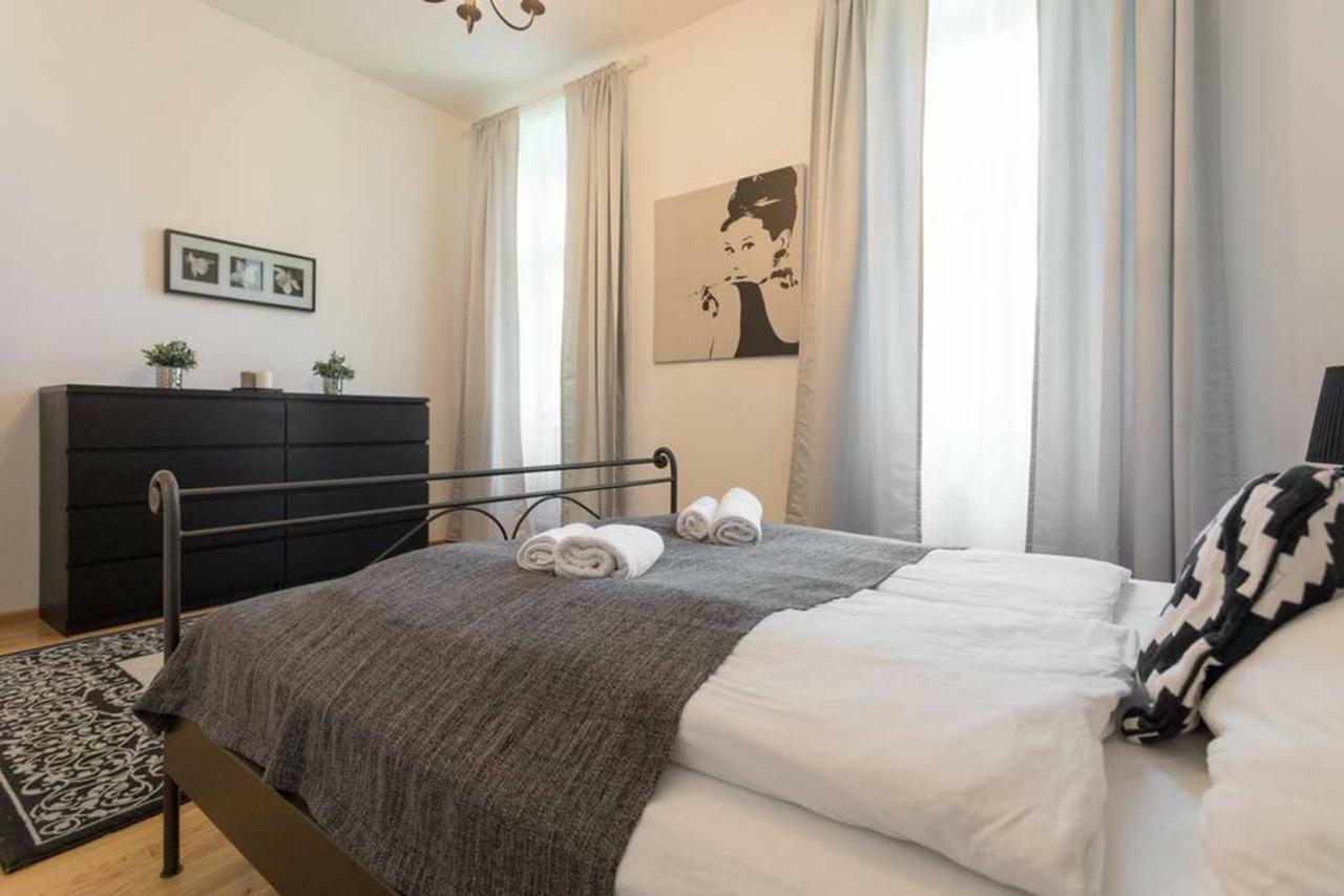 Spacious Vienna Central Station Residence Extérieur photo
